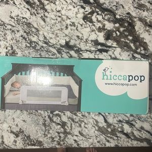 Hiccapop Convertible Crib Safety Rail